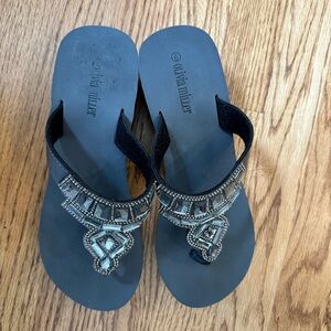 Olivia Miller Grey/Blue Embellished Women's Flip flops Sandals
